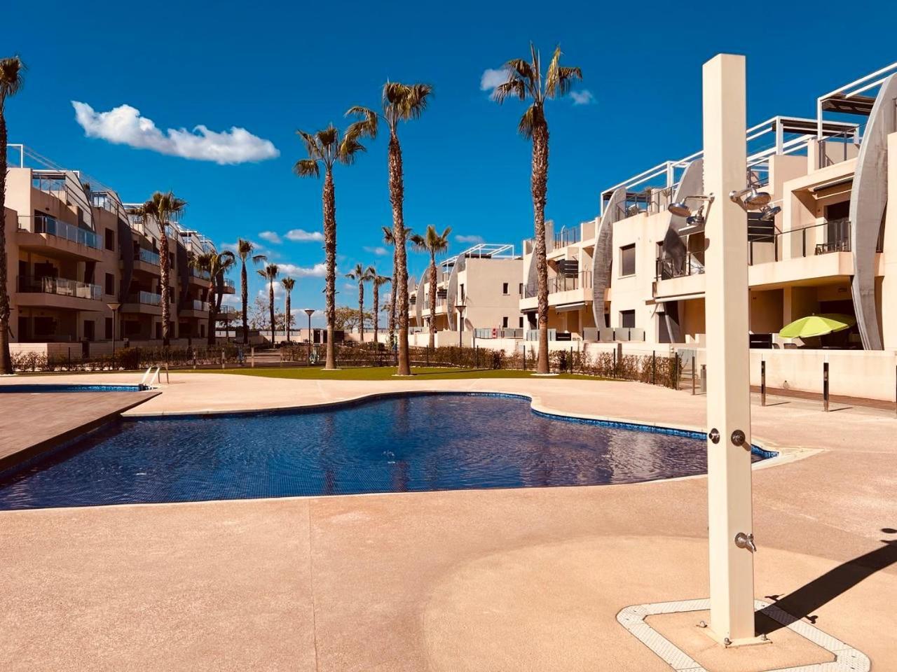 Torre de la Horadada Elisa Bay Apartment Mil Palmeras מראה חיצוני תמונה